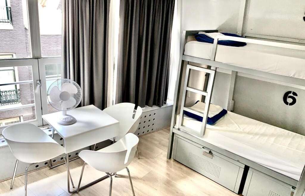 6-Bed Mixed Dormitory Room